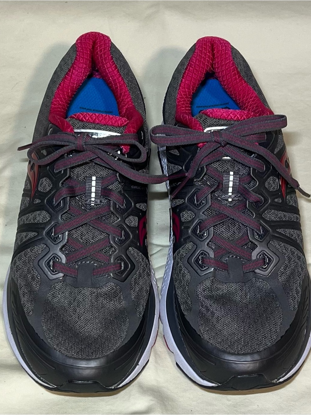 Saucony Women’s Athletic Sneakers - Gray with Pink